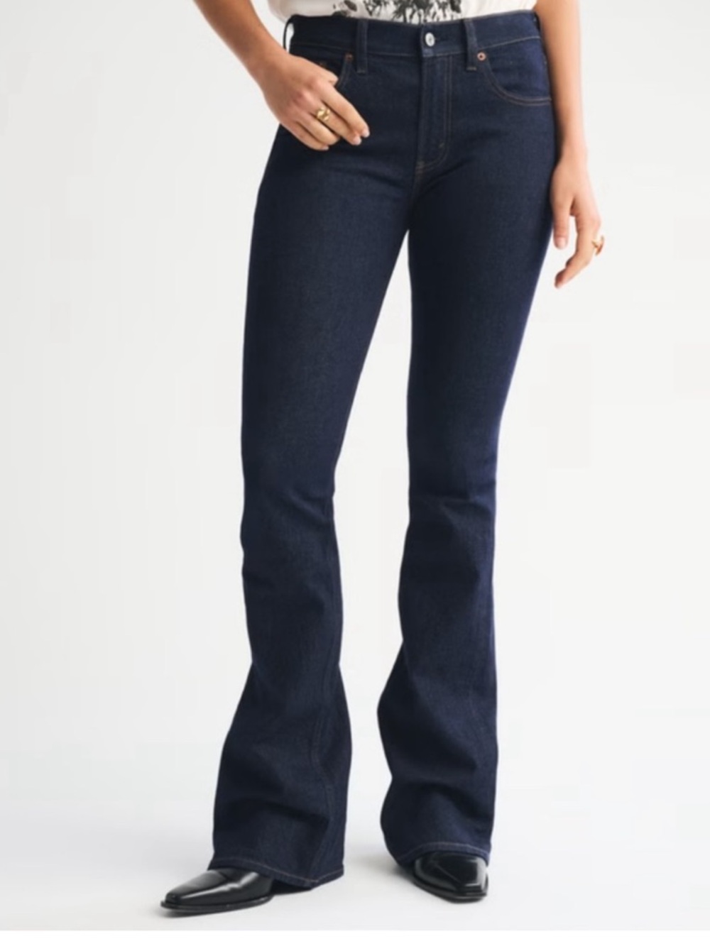 Abercrombie & Fitch 32L Curve Love The Bootcut Mid Rise Darkwash Jeans Denim